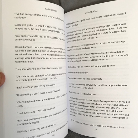 Brand new Tara Gilesbie infamous book! 14$ or bundle 3 items/ 25$ - Picture 7 of 8
